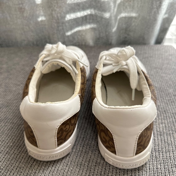 GUESS "Comly" White and Canvas Logo Signature Fashion Shoes Sneakers Women's 7,5 - Picture 7 of 7